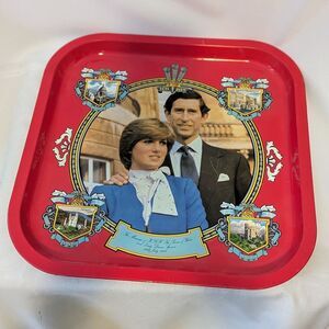 RARE Charles and Diana Royal Wedding Commemorative Tin Tray in Red - 1981